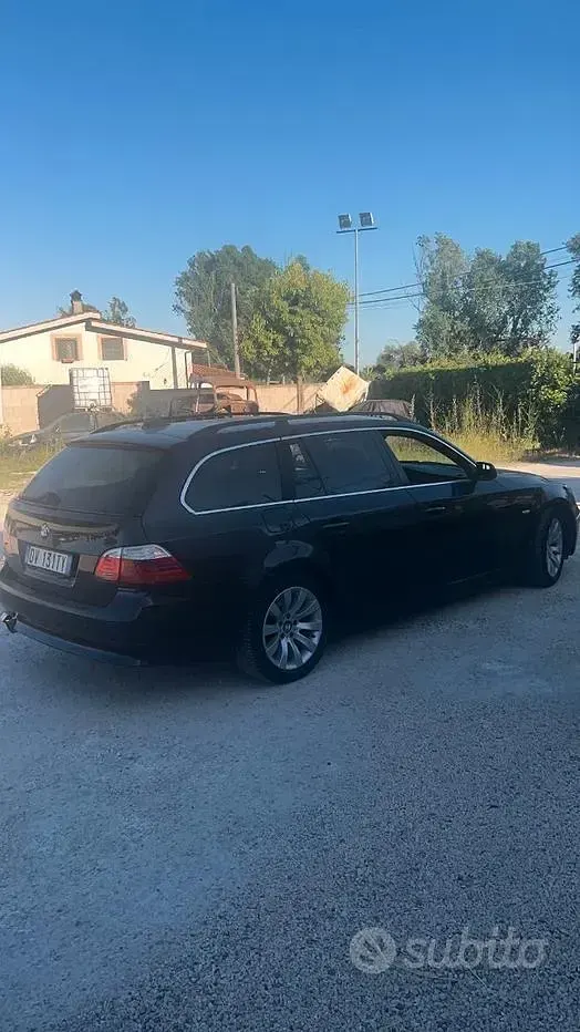 Usata BMW 520 170 CV (125 kW) 2009 Nero Station wagon