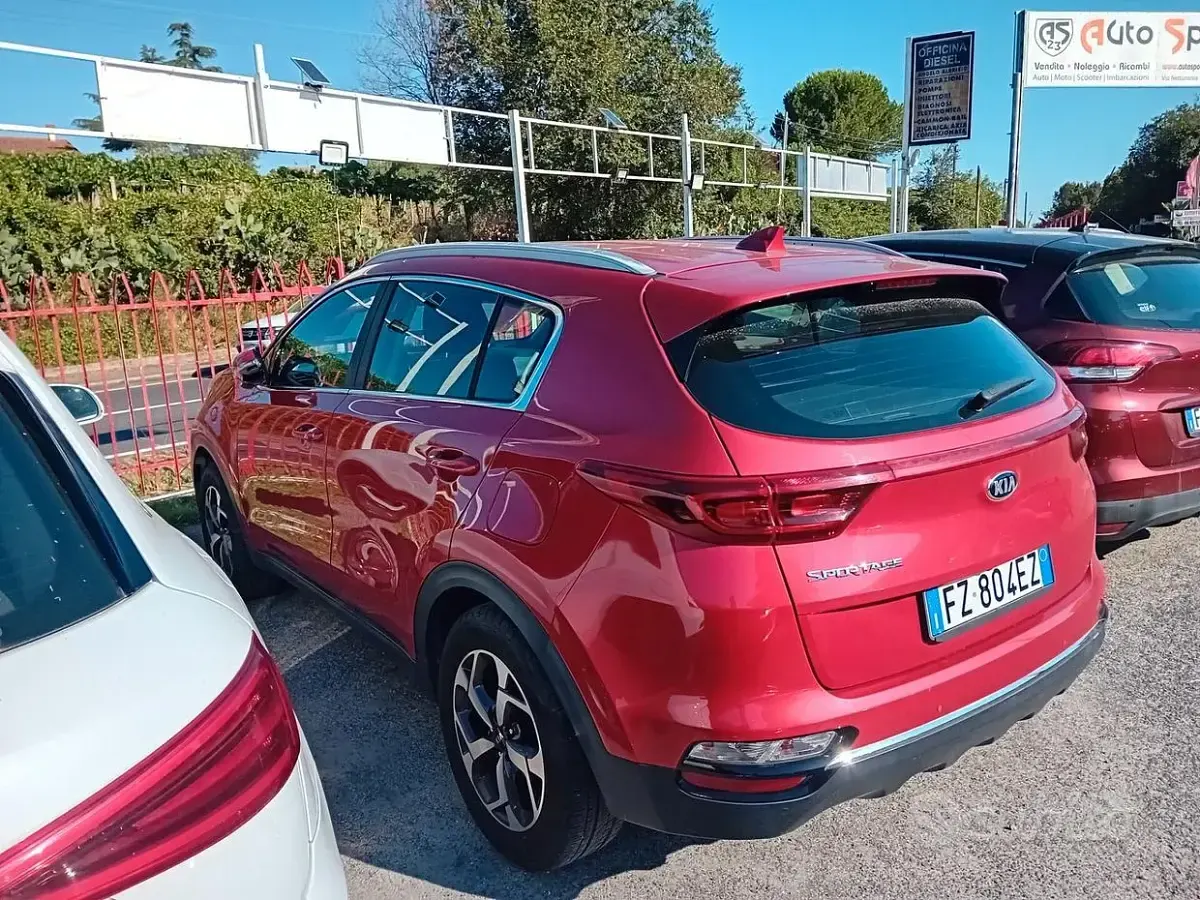 Usata Kia Sportage 132 CV (97 kW) 2020 Rosso SUV