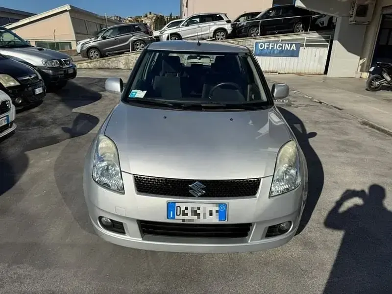 Usata Suzuki Swift GL 70 CV (51 kW) 2007 Grigio Utilitaria