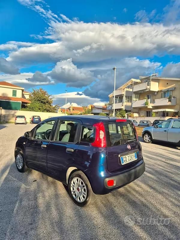 Usata Fiat Panda Easy 69 CV (50 kW) 2020 Blu Utilitaria