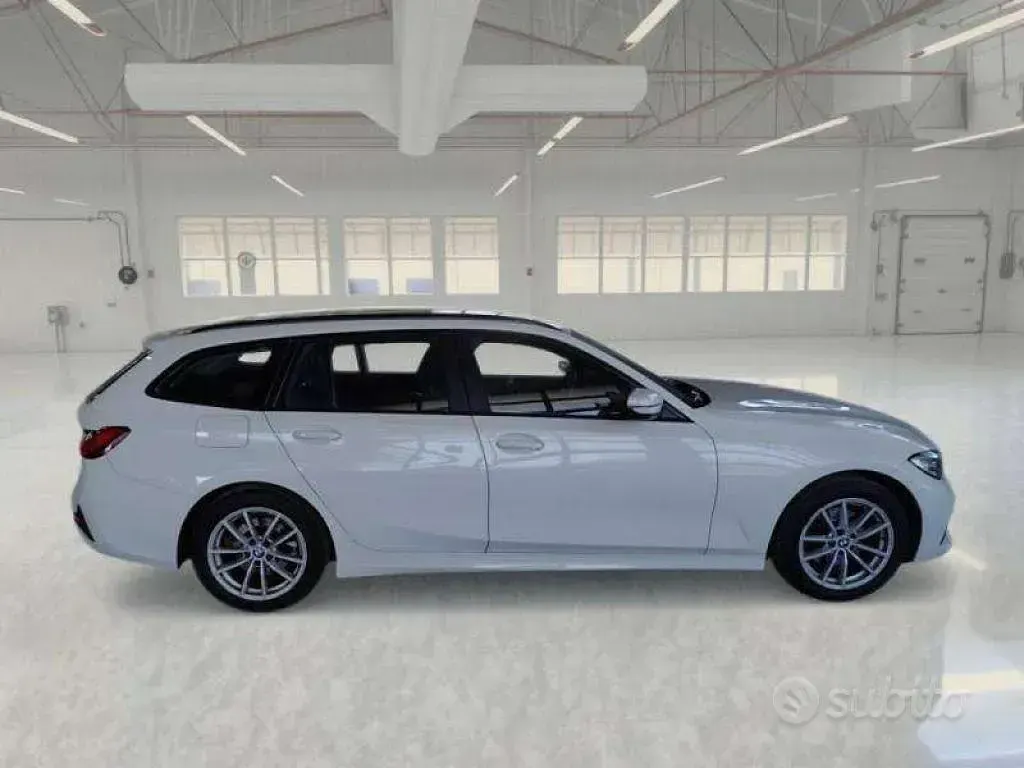 Usata BMW 320 Advantage 190 CV (139 kW) 2020 Bianco Station wagon