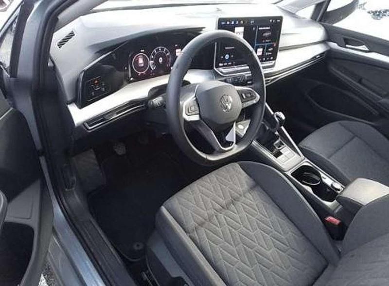 Usata VW Golf VIII Edition 116 CV (85 kW) 2025 Grigio Utilitaria