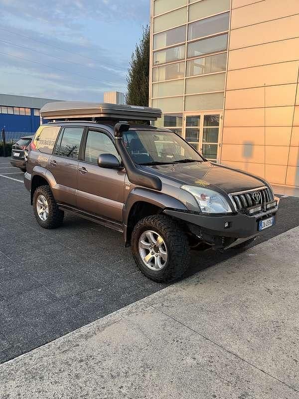 Usata Toyota Land Cruiser Prado 173 CV (127 kW) 2007 Blu/azzurro SUV