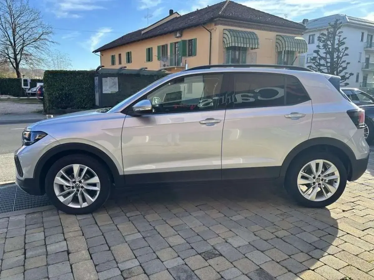 Usata VW T-Cross Life 116 CV (85 kW) 2025 Argento SUV