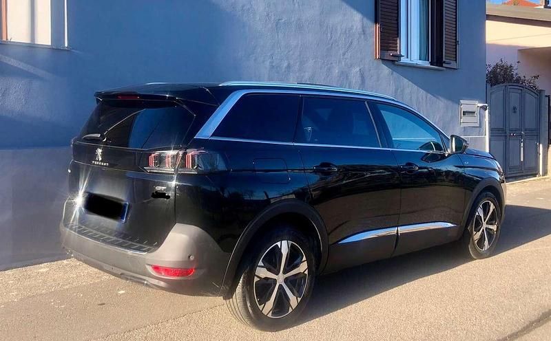Usata Peugeot 5008 131 CV (96 kW) 2022 Nero SUV