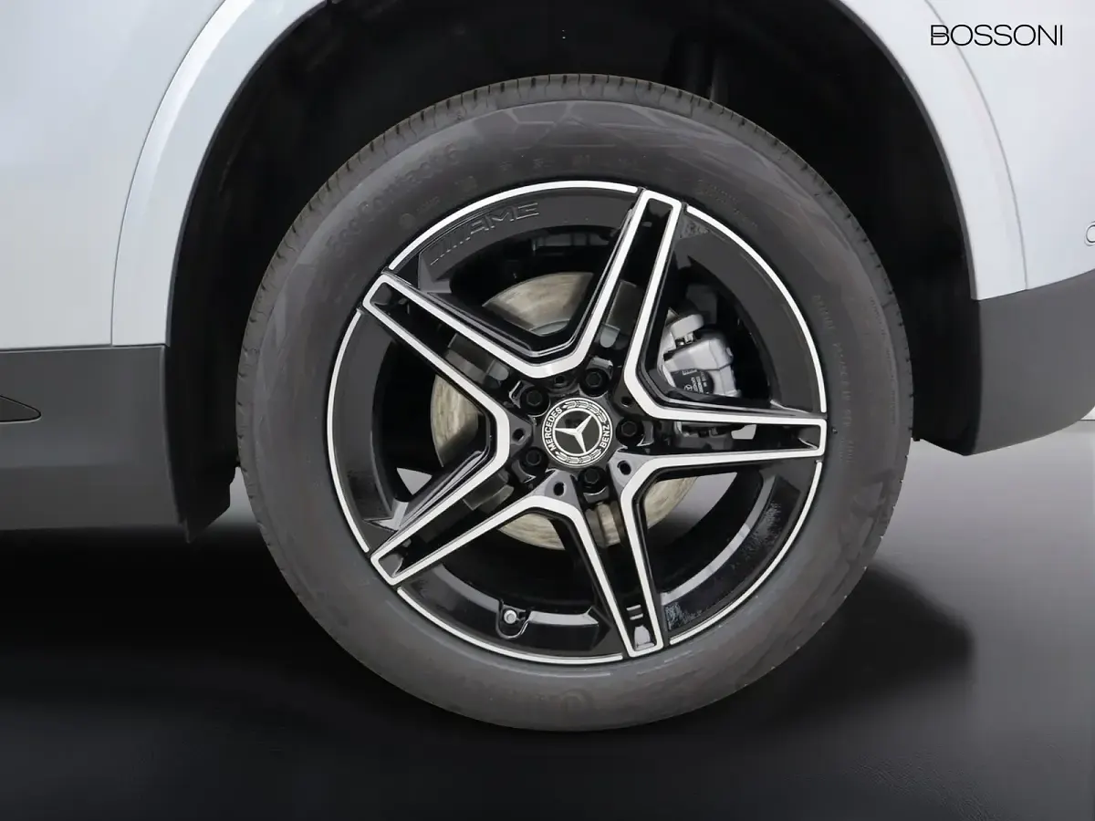 Nuova Mercedes GLA250 AMG line 218 CV (160 kW) 2026 Argento SUV
