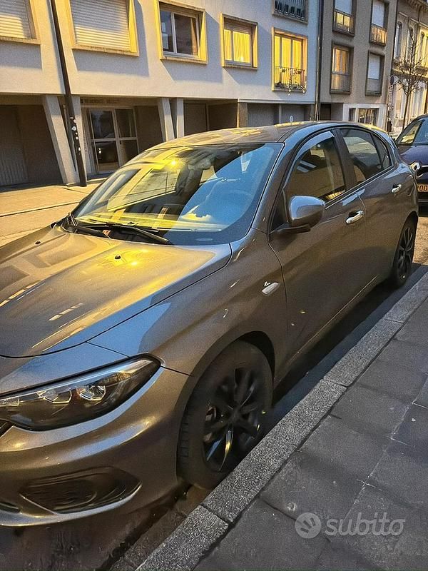 Usata Fiat Tipo 95 CV (69 kW) 2019 Grigio Berlina