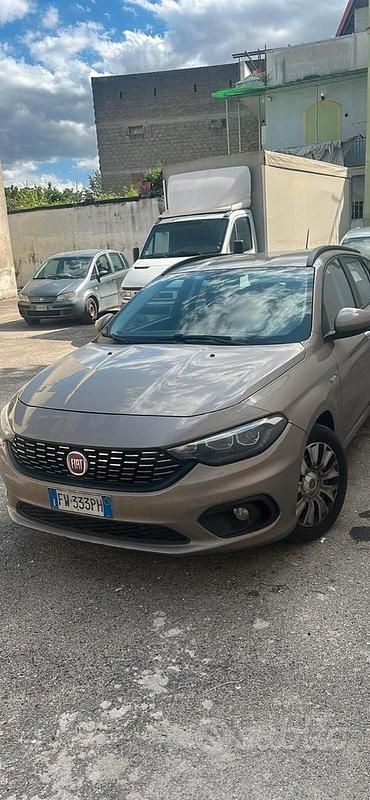 Usata Fiat Tipo Wagon 2019 Blu Station wagon