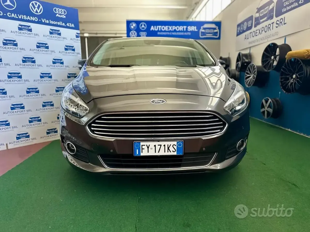 Usata Ford S-MAX Business Edition 150 CV (110 kW) 2019 Grigio Monovolume