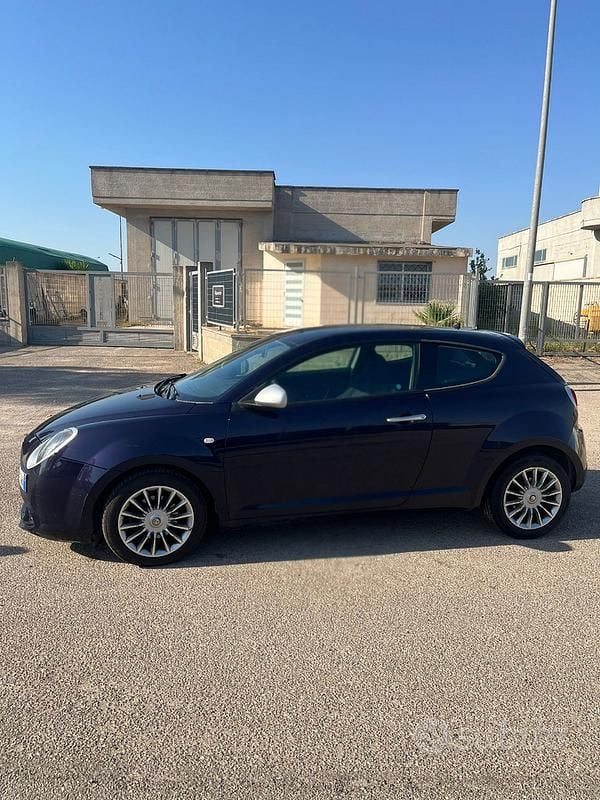 Usata Alfa Romeo MiTo Distinctive 85 CV (62 kW) 2014 Blu Utilitaria