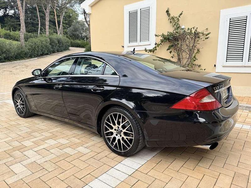Usata Mercedes CLS320 Chrome 224 CV (164 kW) 2007 Nero Coupé