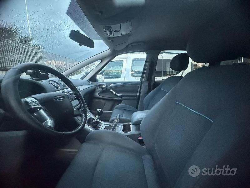 Usata Ford S-MAX S 140 CV (102 kW) 2007 Monovolume