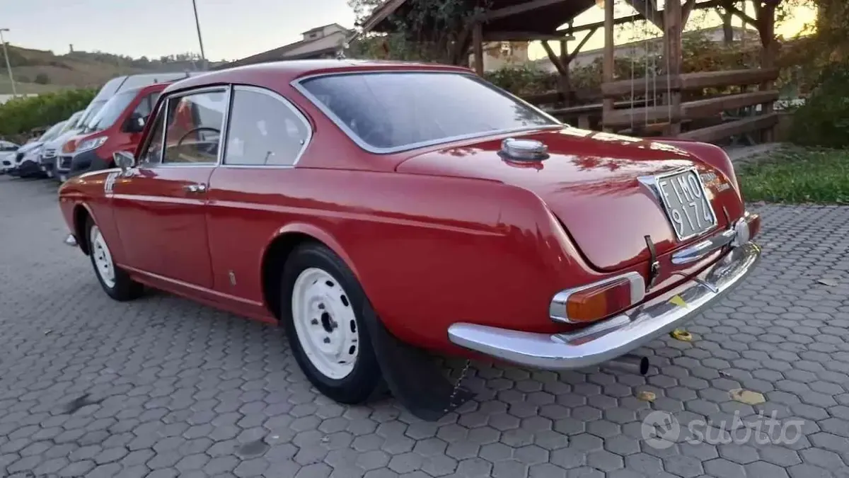 Begagnad Lancia Flavia 88 HK (64 kW) 1960 Röd Sportkupé
