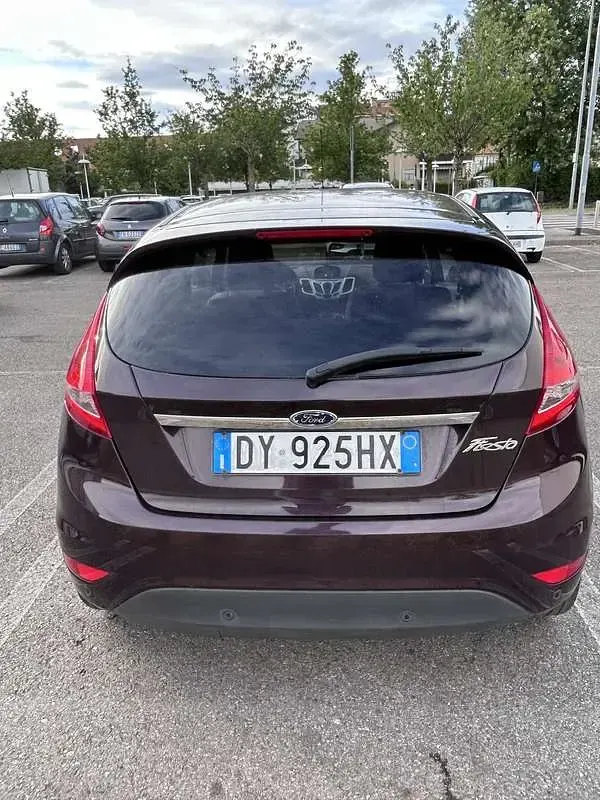 Usata Ford Fiesta Titanium 92 CV (67 kW) 2010 Berlina