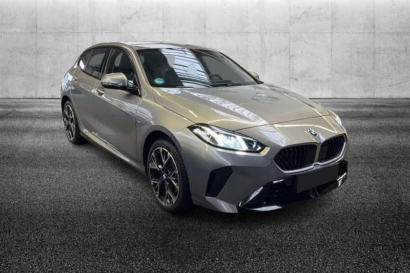 Usata BMW 120 M Sport 156 CV (114 kW) 2024 Grigio Utilitaria