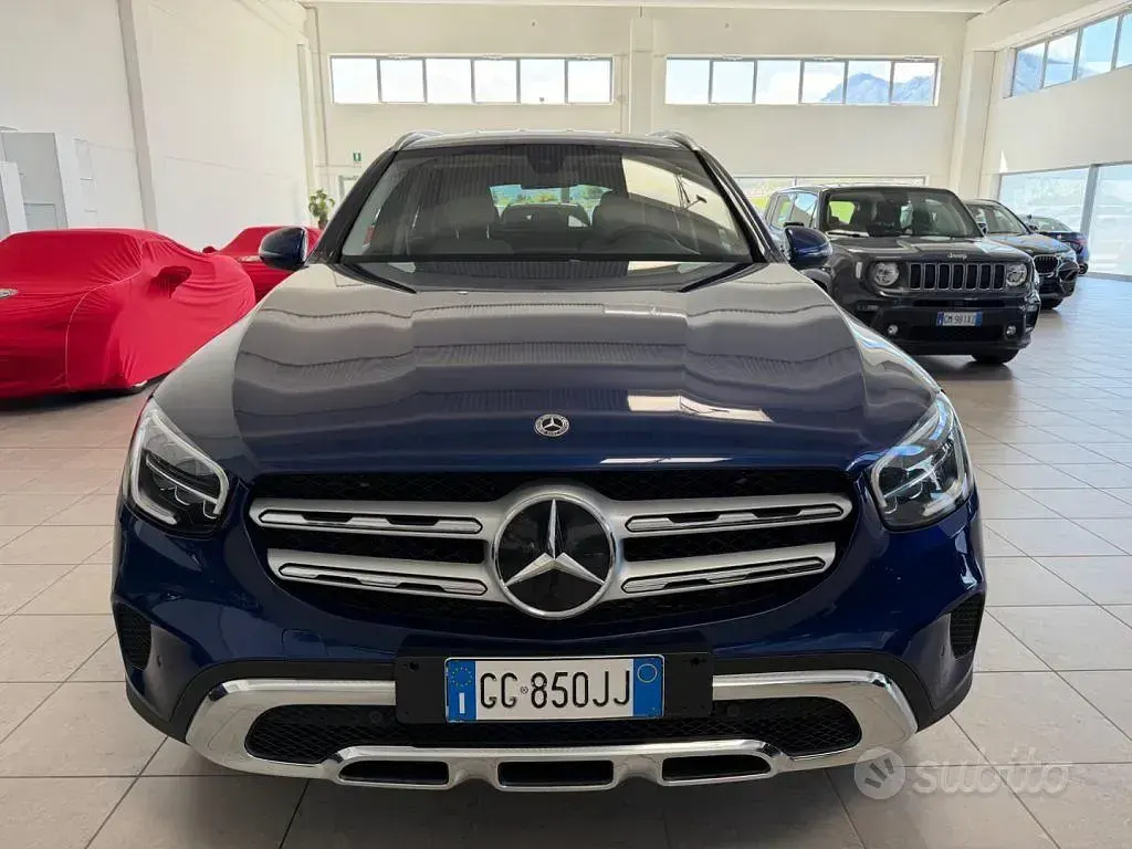 Usata Mercedes GLC300 Executive 194 CV (142 kW) 2021 Blu SUV