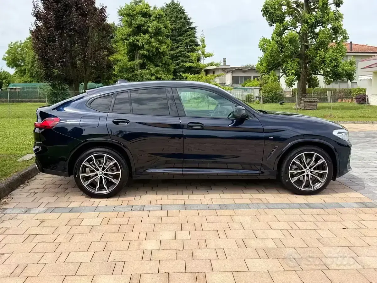 Usata BMW X4 M Sport 190 CV (139 kW) 2019 Blu SUV