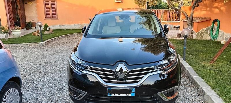 Nero Usata 2017 Renault Espace Monovolume | 12.500 € - Immagine 1/4