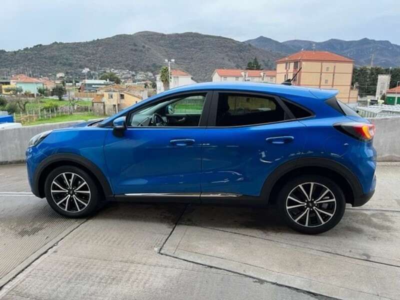 Usata Ford Puma Titanium 125 CV (91 kW) 2020 Blu/azzurro Coupé