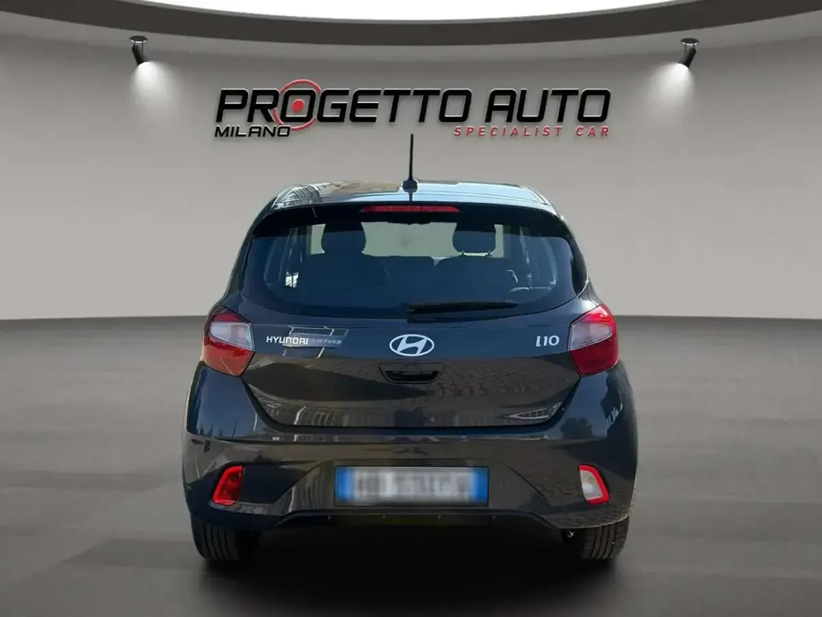 Nuova Hyundai i10 63 CV (46 kW) 2025 Argento Utilitaria