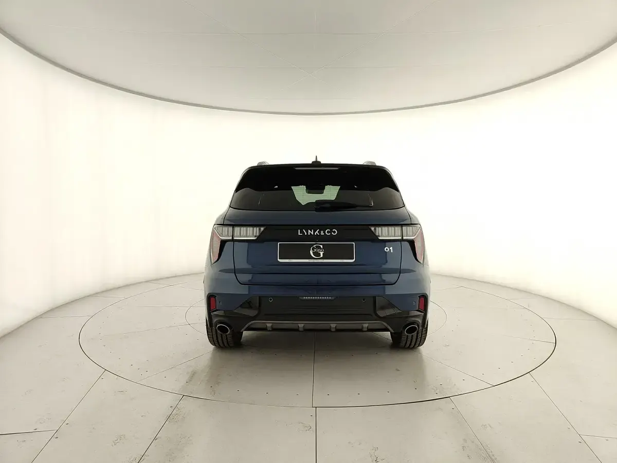 Usata Lynk & Co 01 179 CV (131 kW) 2024 Bluazzurro SUV