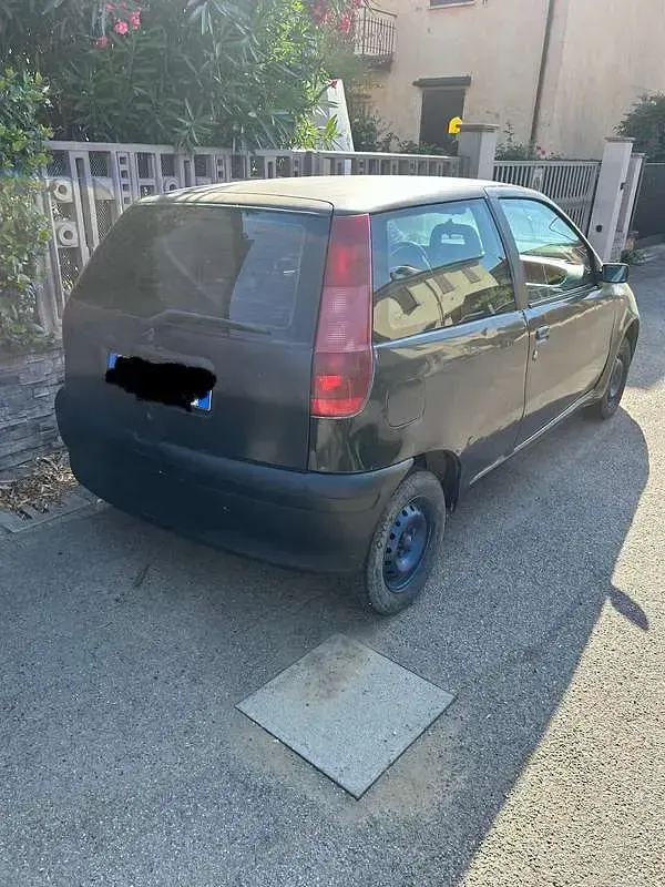 Usata Fiat Punto S 54 CV (39 kW) 1997 Berlina