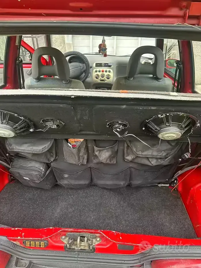 Usata Fiat 600 54 CV (39 kW) 2007 Rosso Utilitaria