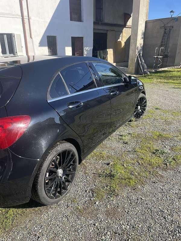 Usata Mercedes A200 136 CV (100 kW) 2017 Berlina