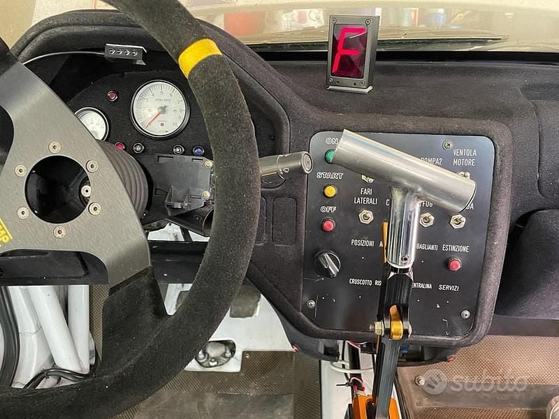 Usata Peugeot 106 1996 Utilitaria