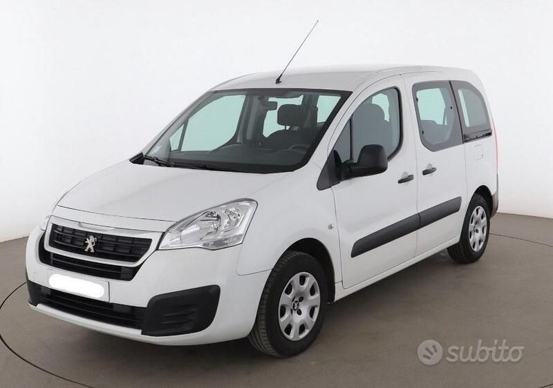 Usata 2016 Peugeot Partner Monovolume | 6900 € (Ottimo prezzo) - Immagine 1/1