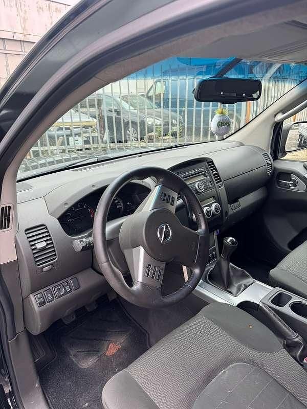 Usata Nissan Navara 190 CV (139 kW) 2011 Nero Pick-up