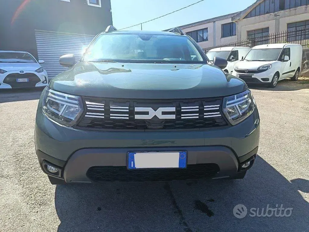 Usata Dacia Duster Extreme 116 CV (85 kW) 2024 Verde SUV