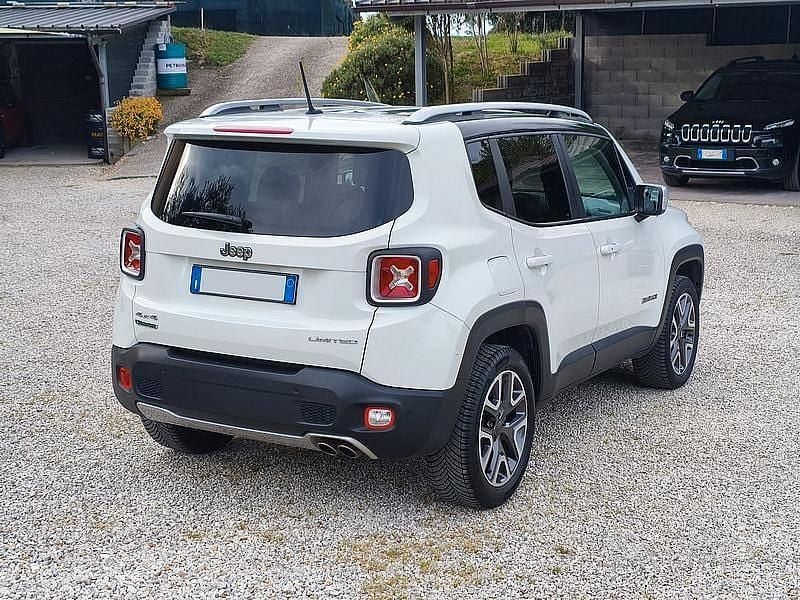 Usata Jeep Renegade Opening Edition 140 CV (102 kW) 2015 Bianco SUV