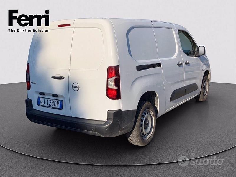 Usata Opel Combo Edition 101 CV (74 kW) 2022 Bianco Monovolume