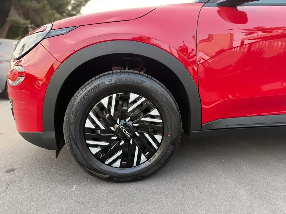 Nuova Fiat 600 Pop 100 CV (73 kW) 2026 Rosso SUV