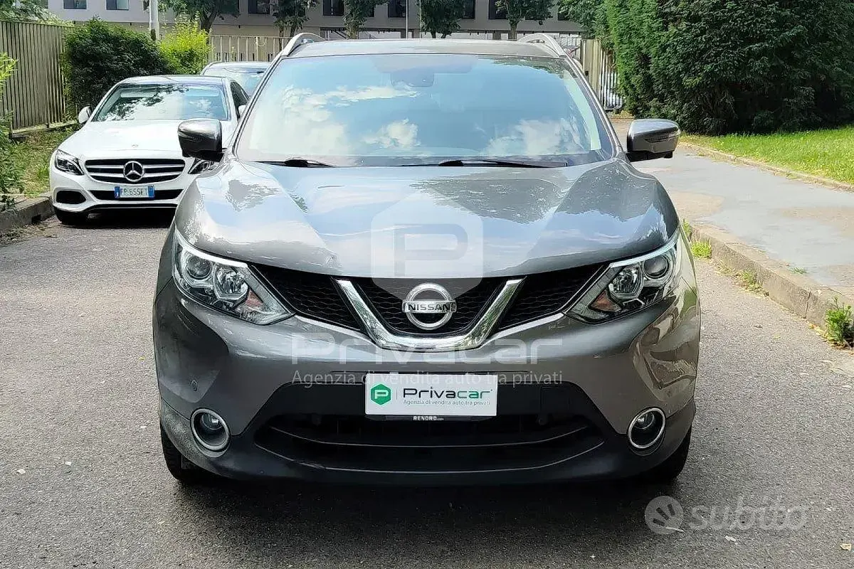 Usata Nissan Qashqai Tekna 110 CV (80 kW) 2016 Grigio SUV