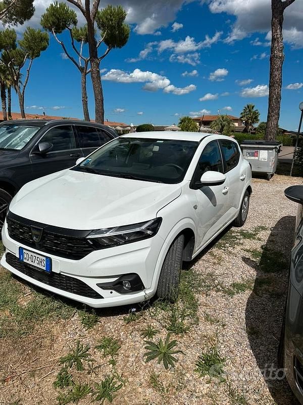 Usata Dacia Sandero 90 CV (66 kW) 2021 Bianco Utilitaria