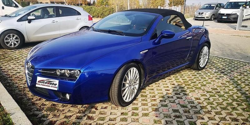 Usata Alfa Romeo Spider Exclusive 185 CV (136 kW) 2007 Blu/azzurro Cabrio