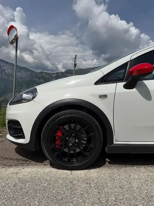 Usata Abarth Grande Punto 155 CV (114 kW) 2008 Utilitaria
