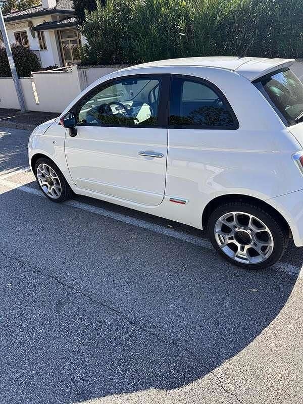 Usata Fiat 500 69 CV (50 kW) 2010 Bianco Utilitaria
