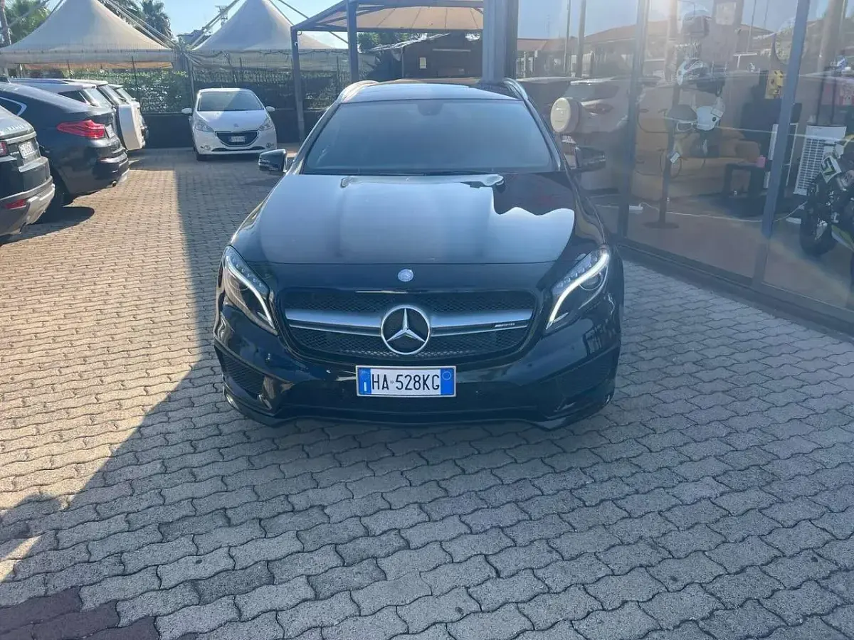Usata Mercedes CLA45 AMG AMG 360 CV (264 kW) 2016 Nero Coupé