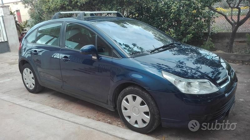 Usata Citroën C4 90 CV (66 kW) 2005 Blu Berlina