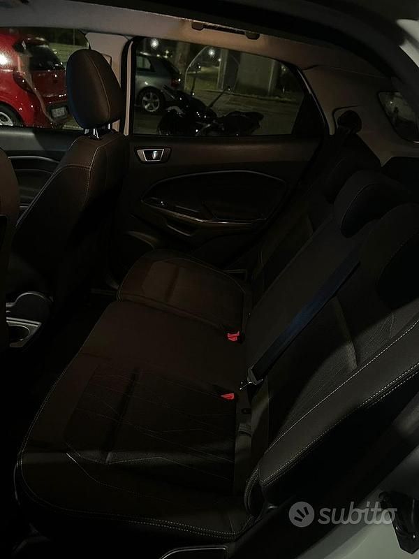 Usata Ford Ecosport 99 CV (72 kW) 2018 Bianco SUV