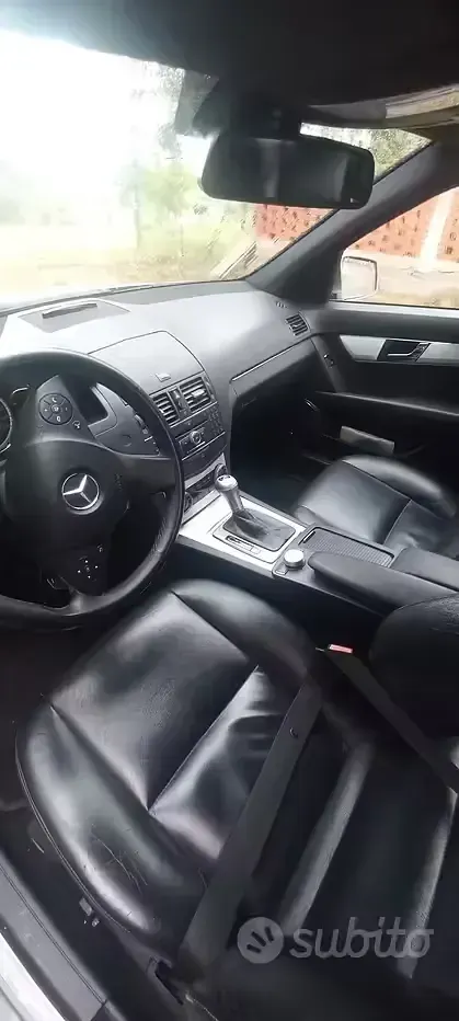 Usata Mercedes C220 AMG 170 CV (125 kW) 2009 Berlina