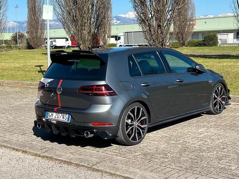 Usata VW Golf VII GTI 245 CV (180 kW) 2019 Grigio Berlina