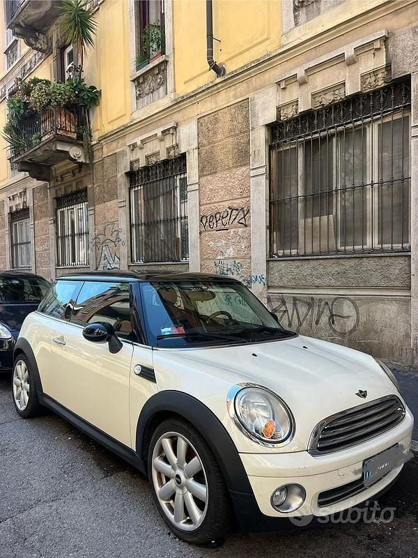 Bianco Usata 2008 Mini Cooper Utilitaria | 6000 € (Cara) - Immagine 1/4