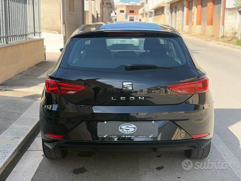 Usata Seat Leon Style 116 CV (85 kW) 2019 Nero Berlina