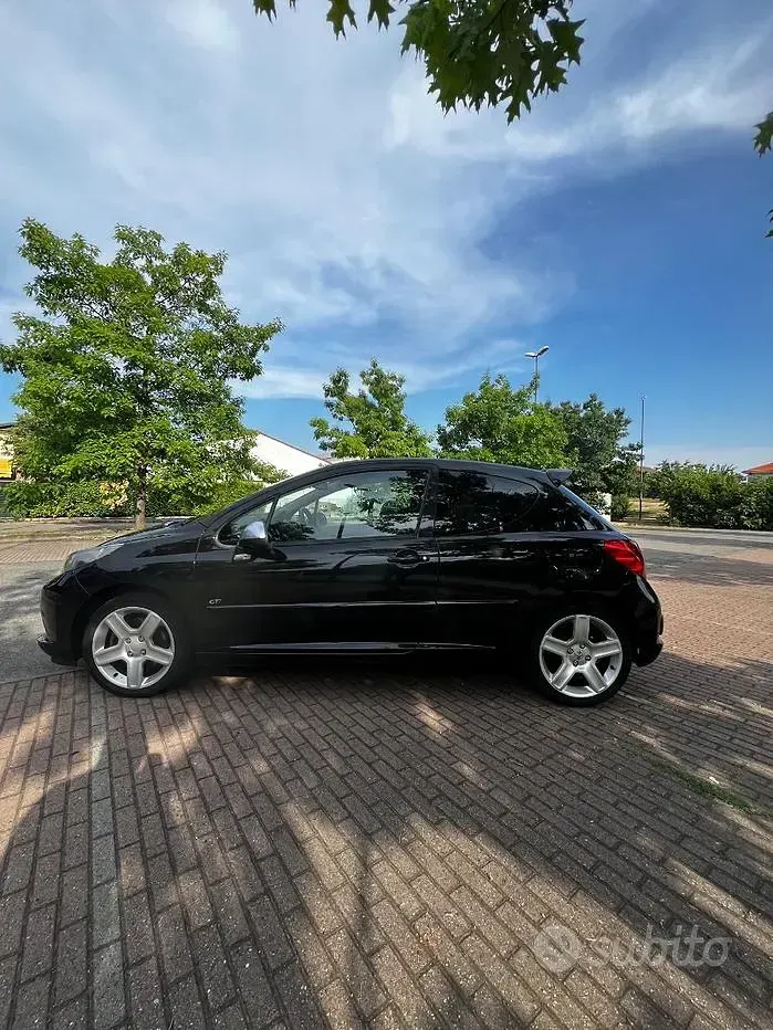 Usata Peugeot 207 GTi 174 CV (127 kW) 2008 Nero Berlina
