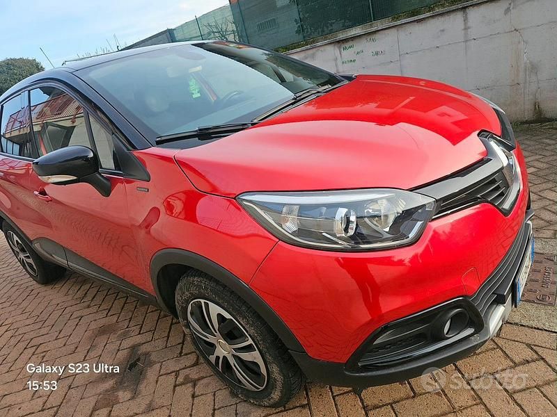 Usata Renault Captur 90 CV (66 kW) 2016 Marrone SUV