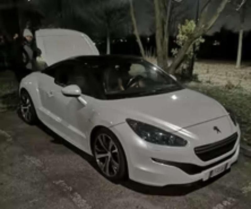 Usata Peugeot RCZ 163 CV (119 kW) 2013 Bianco Coupé